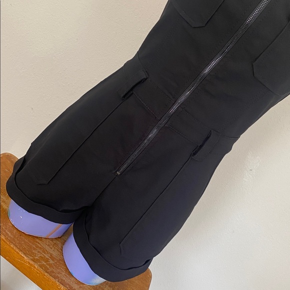 Guess Black Sleeveless Romper with Front Zip - Picture 6 of 16